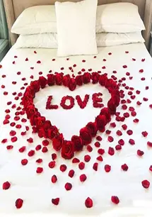 romantic room decoration by Online Flowershop