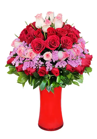 Elegant Pink and Red Roses Bouquet